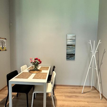 Ferienwohnung Urban Breeze Aparment 1 Athen Exterior foto